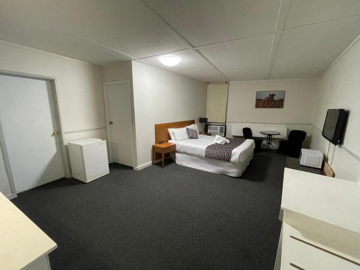 Parkside Inn Motel Melbourne City Exterior foto