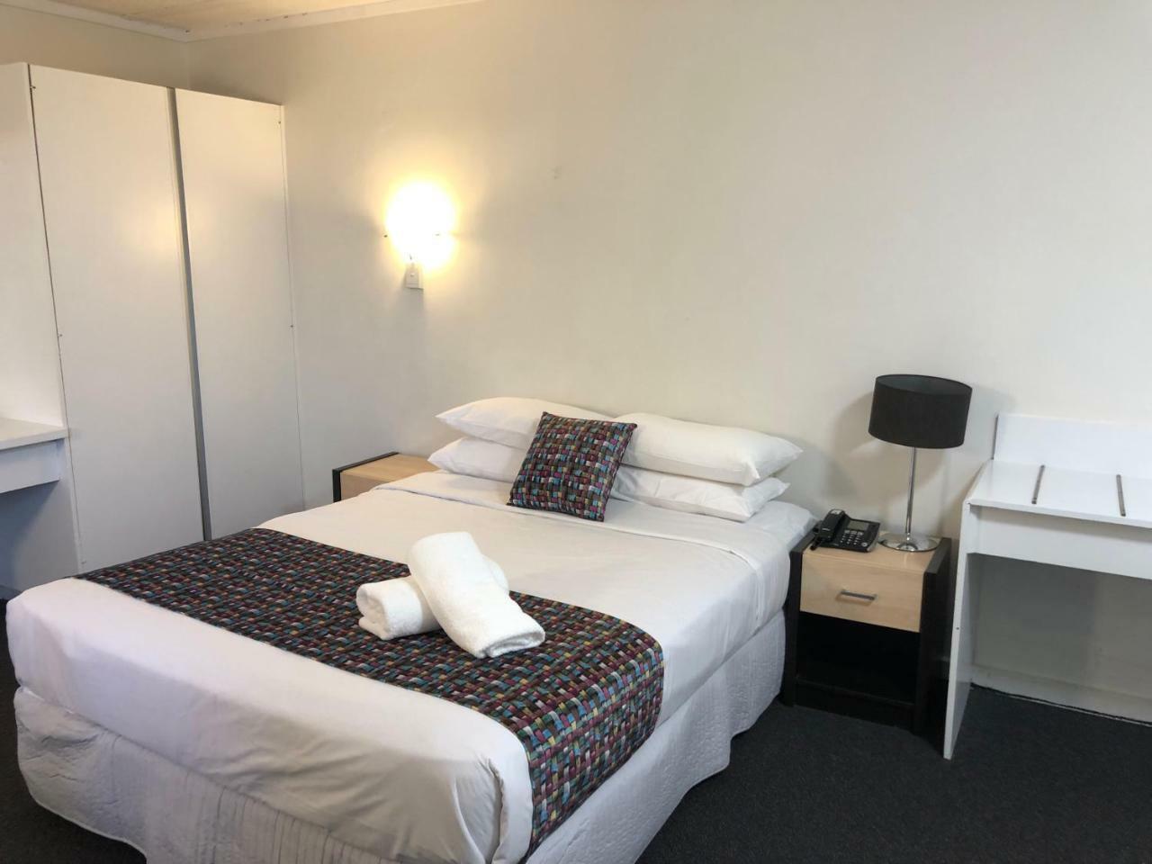 Parkside Inn Motel Melbourne City Exterior foto